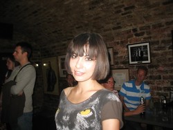 [Image: IMG_8_s.jpg]