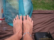 [Image: erica_lauren_feet24_0.jpg]